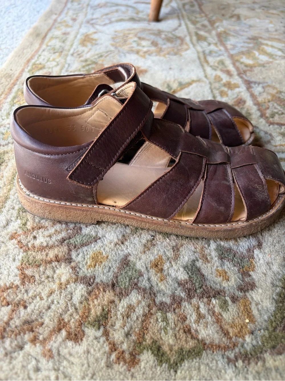 Angulus sandals sz 33